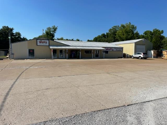 2155 Highway 100 Property Photo 1