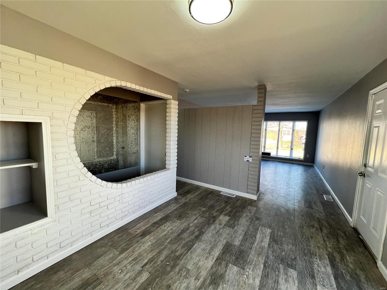 2720 Steeplechase Lane Property Photo 6