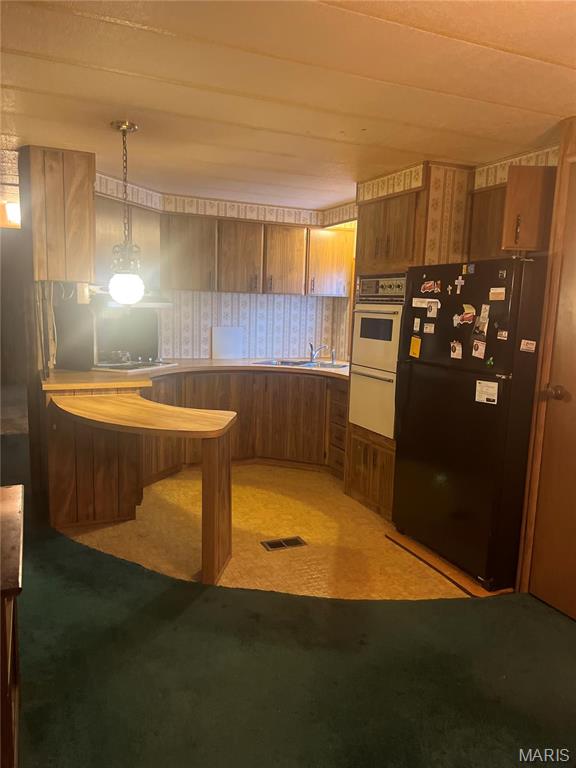 206 Ellen Lane Property Photo 2