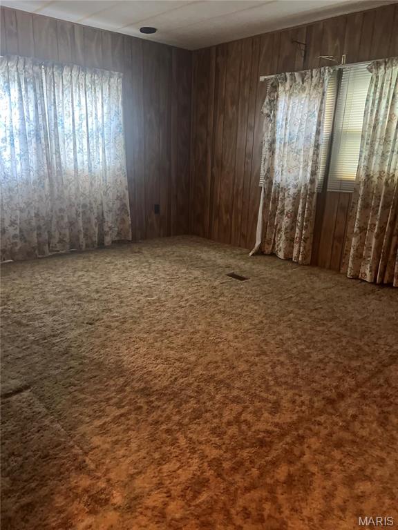 206 Ellen Lane Property Photo 5