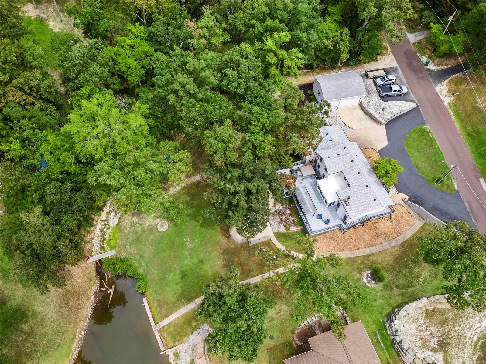 5876 N Lakeshore Drive Property Photo 73
