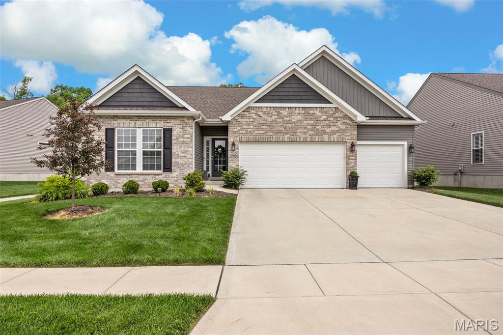 2019 Wyndgate Meadows Drive Property Photo 1