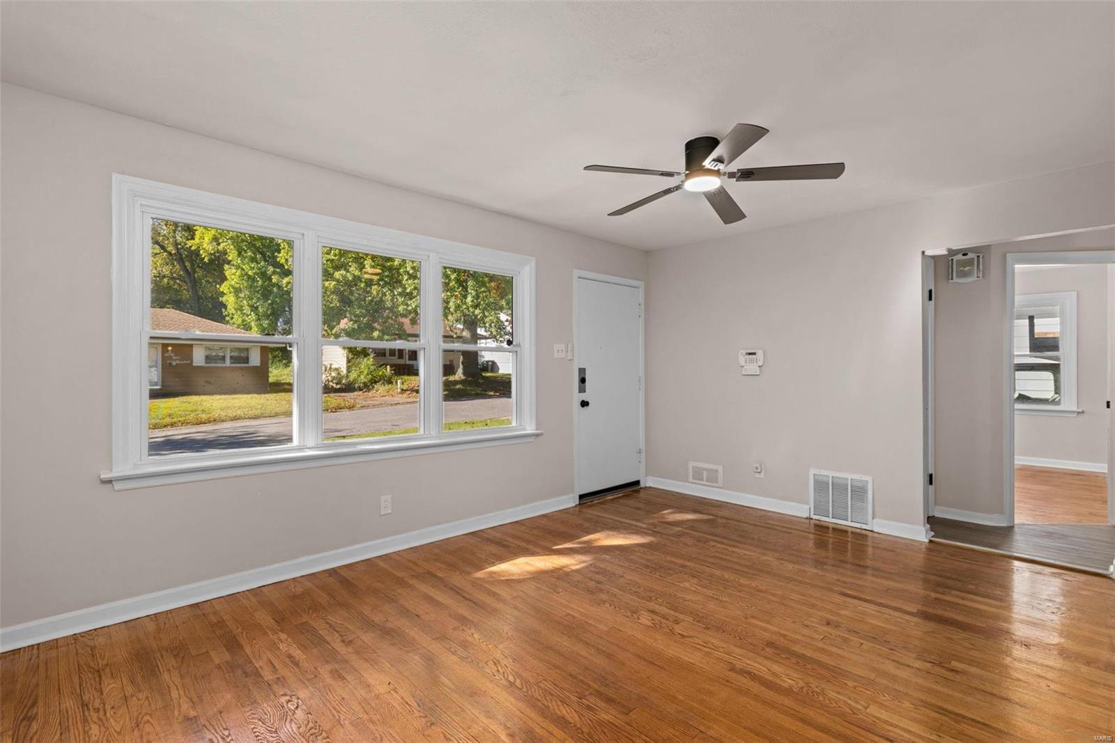 6901 Dunleer Avenue Property Photo 11