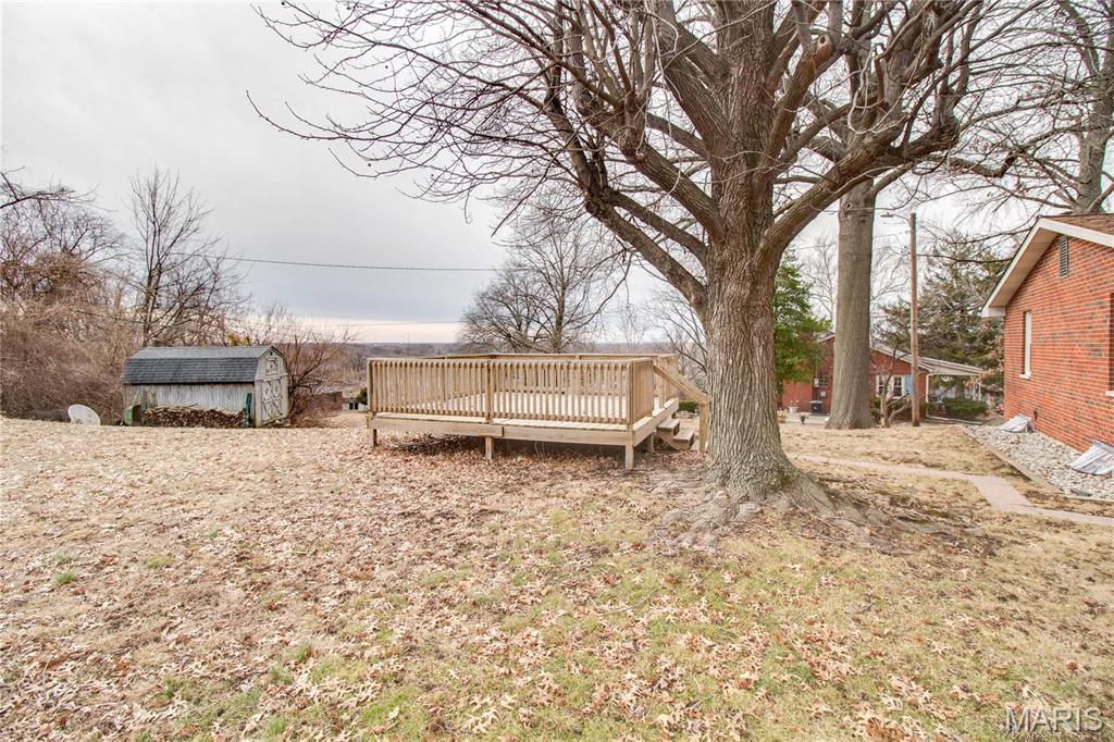 429 Oak Street Property Photo 35