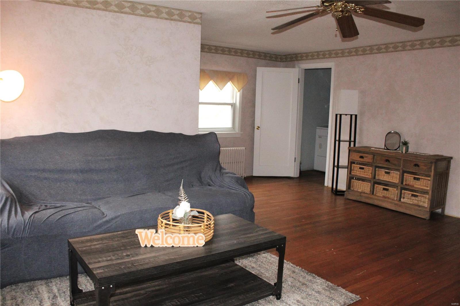 516 N Elm Property Photo 22