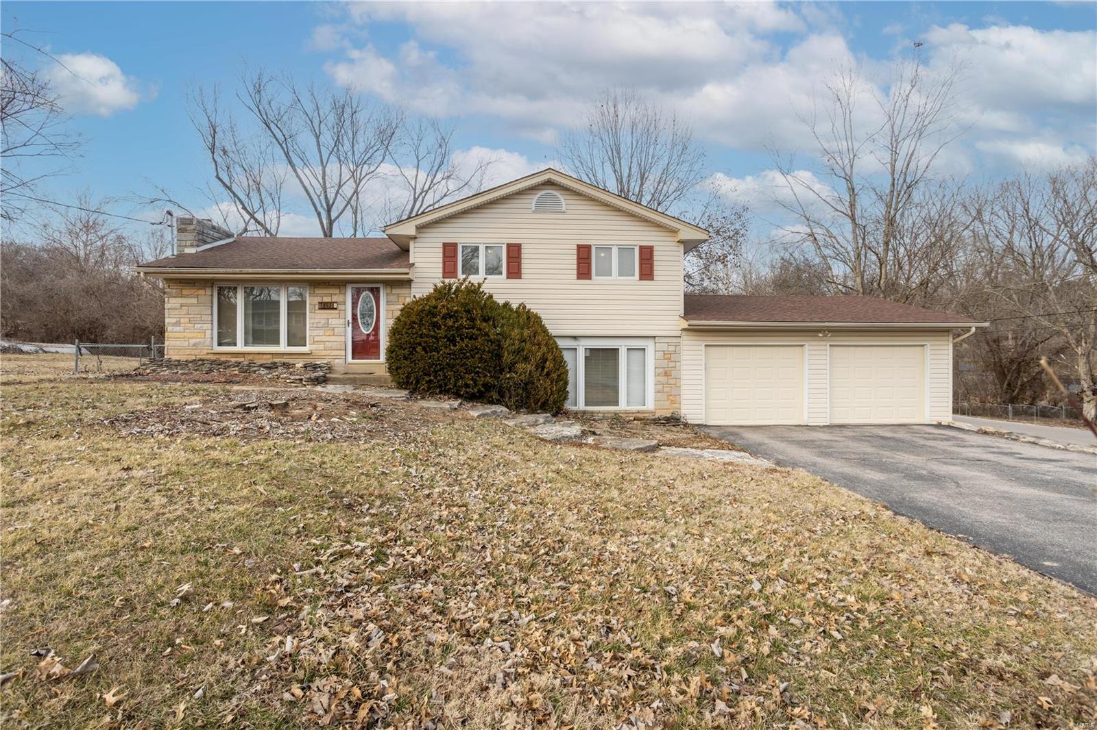 5895 Terrace Drive Property Photo