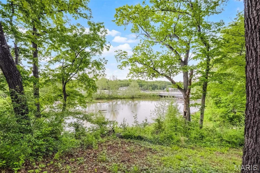 3 Oak Bluff Drive Property Photo 3