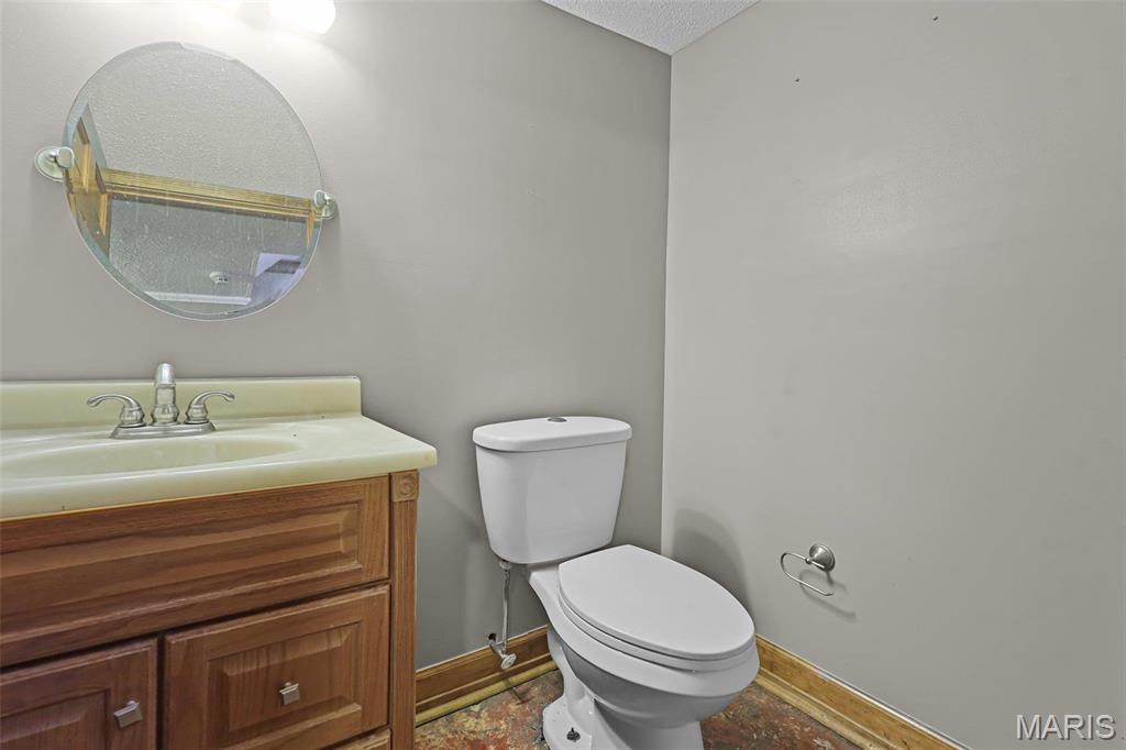 3 Oak Bluff Drive Property Photo 28