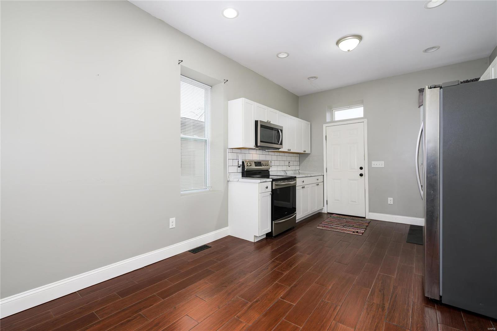 7915 South Broadway Property Photo 11