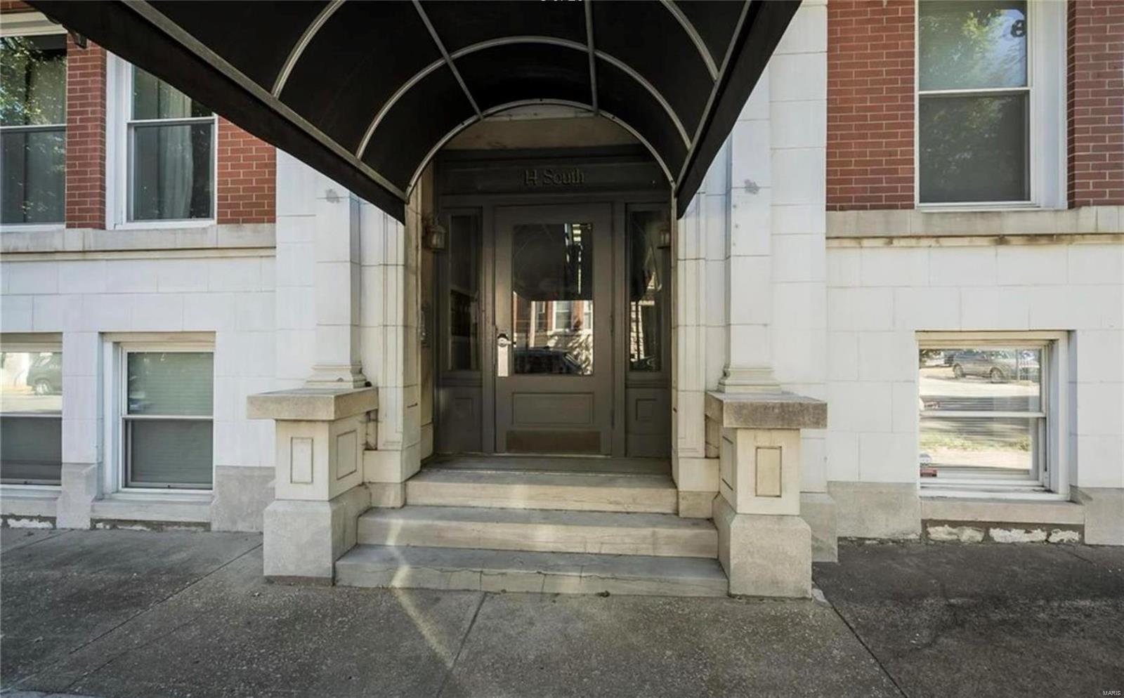 14 S Taylor Avenue Property Photo 2