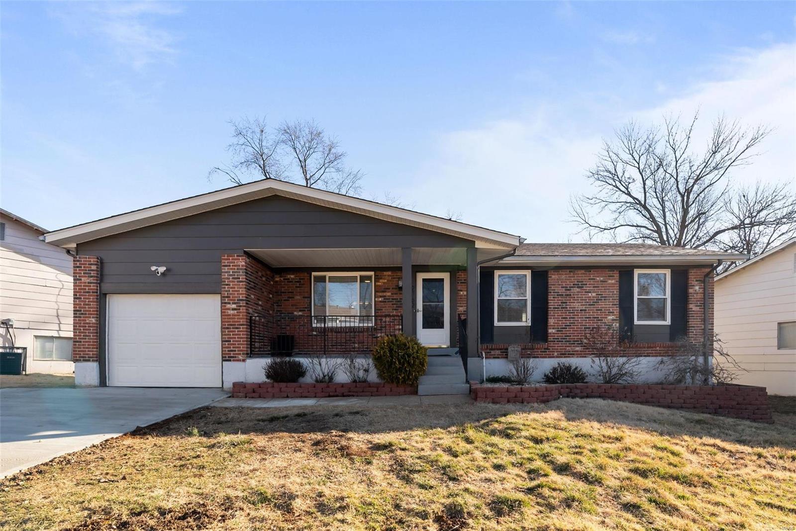 2762 Tiara Drive Property Photo 1