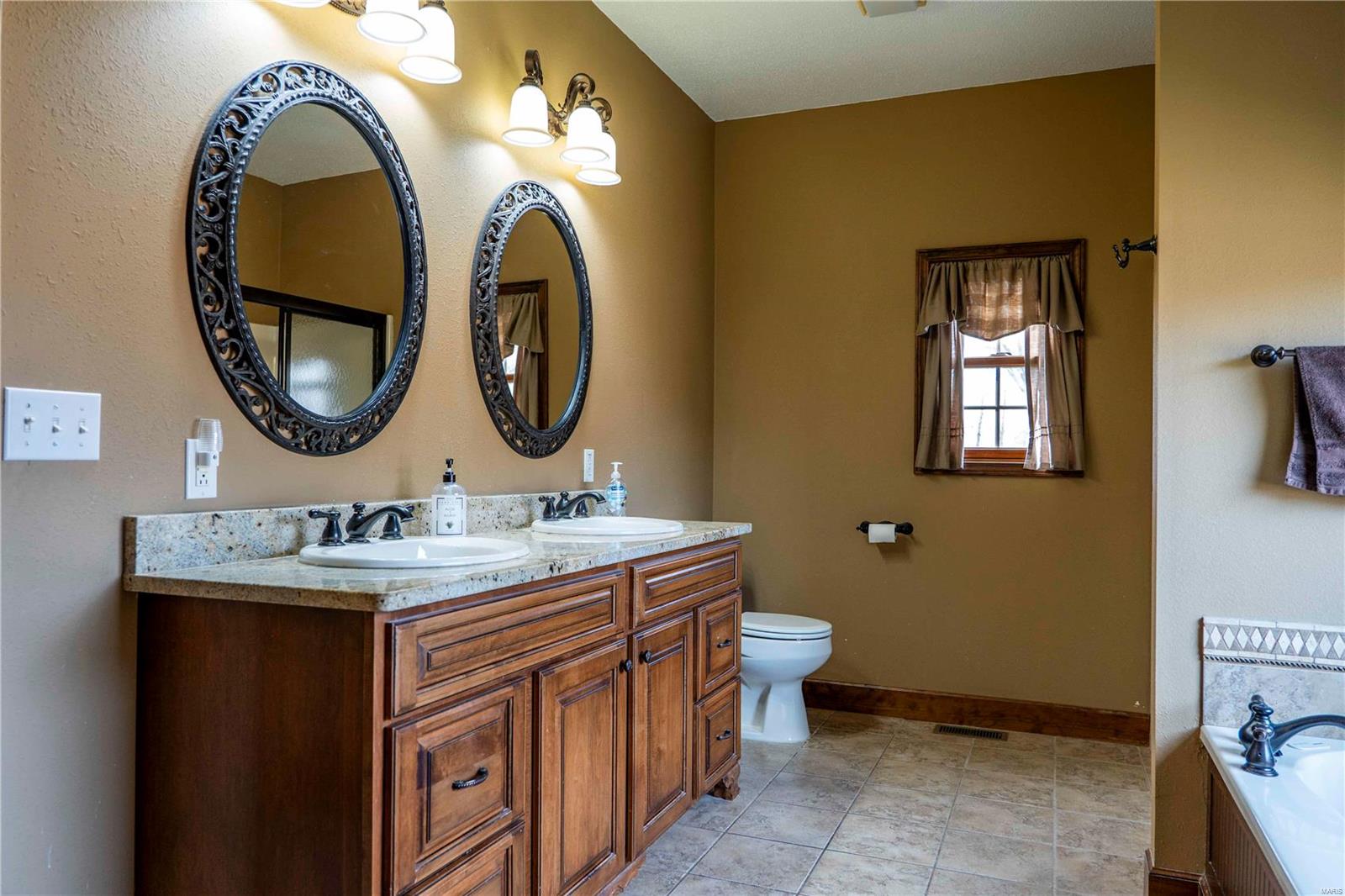 60 Liberty Lane Property Photo 19