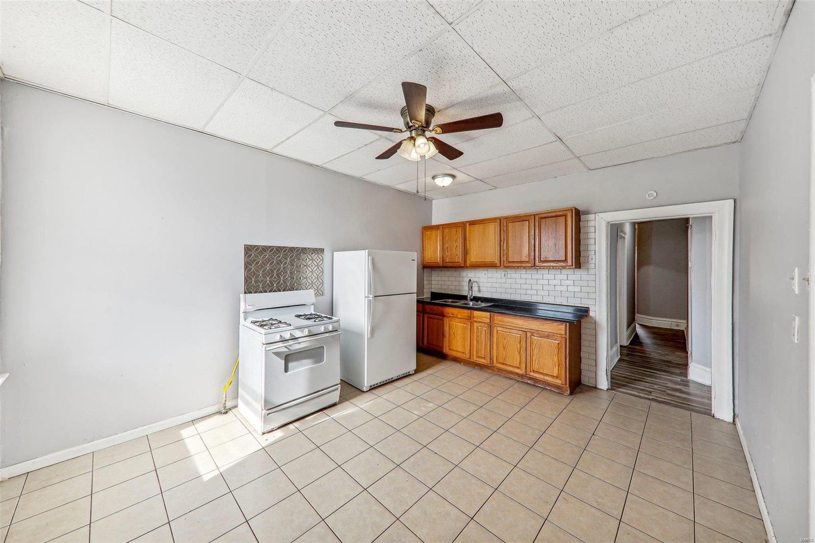 3314 Chippewa Street A Property Photo 11