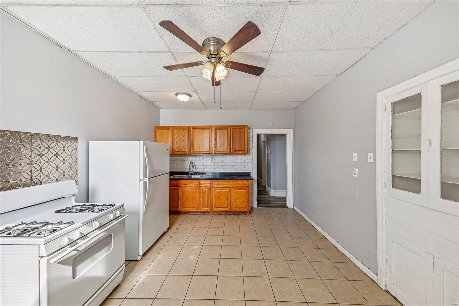 3314 Chippewa Street A Property Photo 13