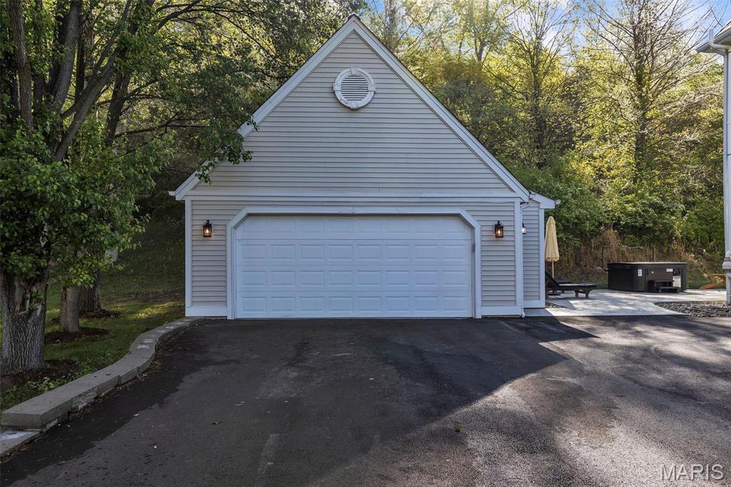 3560 Saint Albans Road Property Photo 35