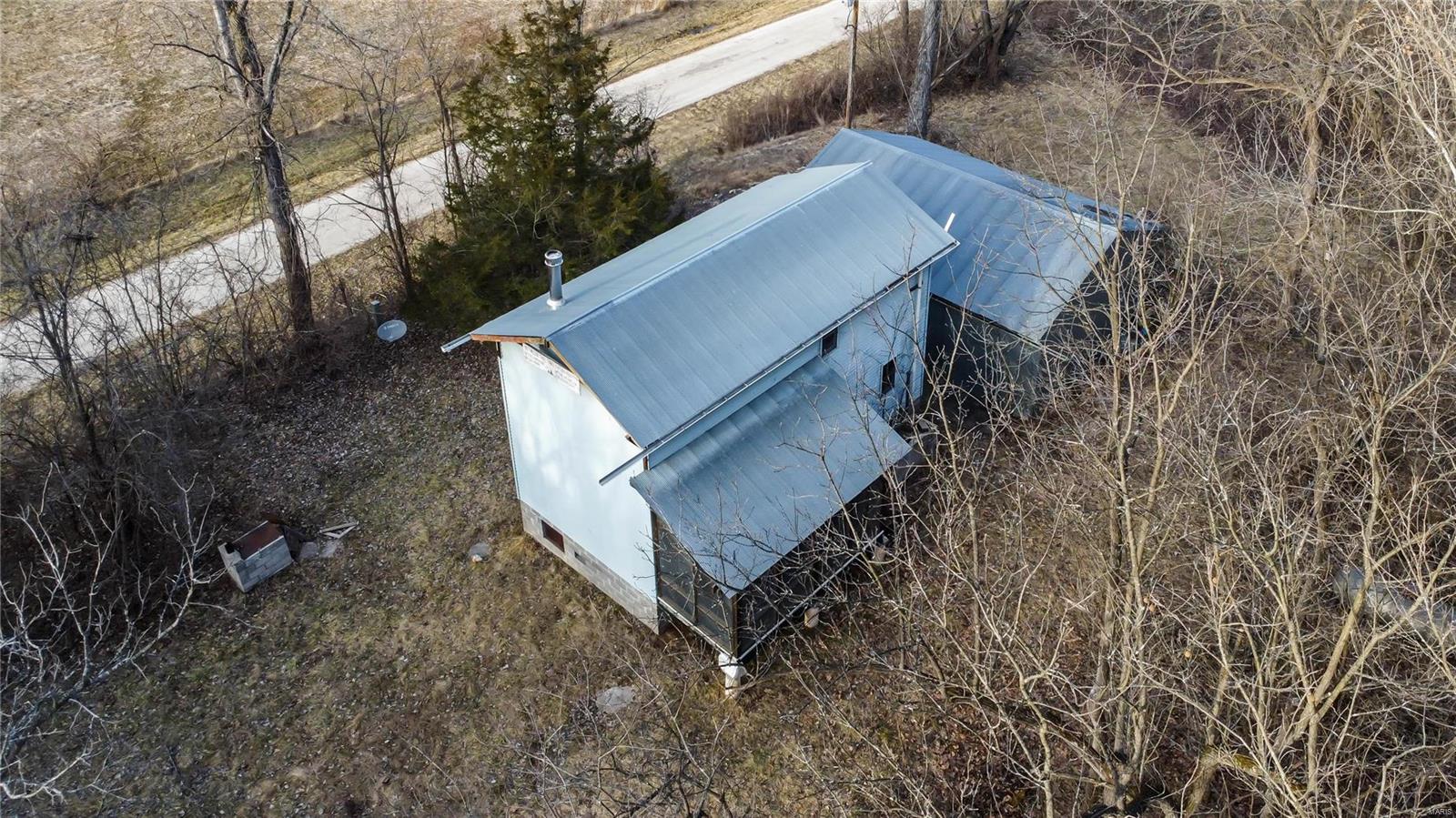 1399 Mozier Property Photo 3