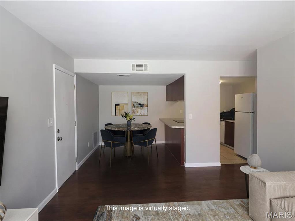 1090 Mersey Bend Drive F Property Photo 6