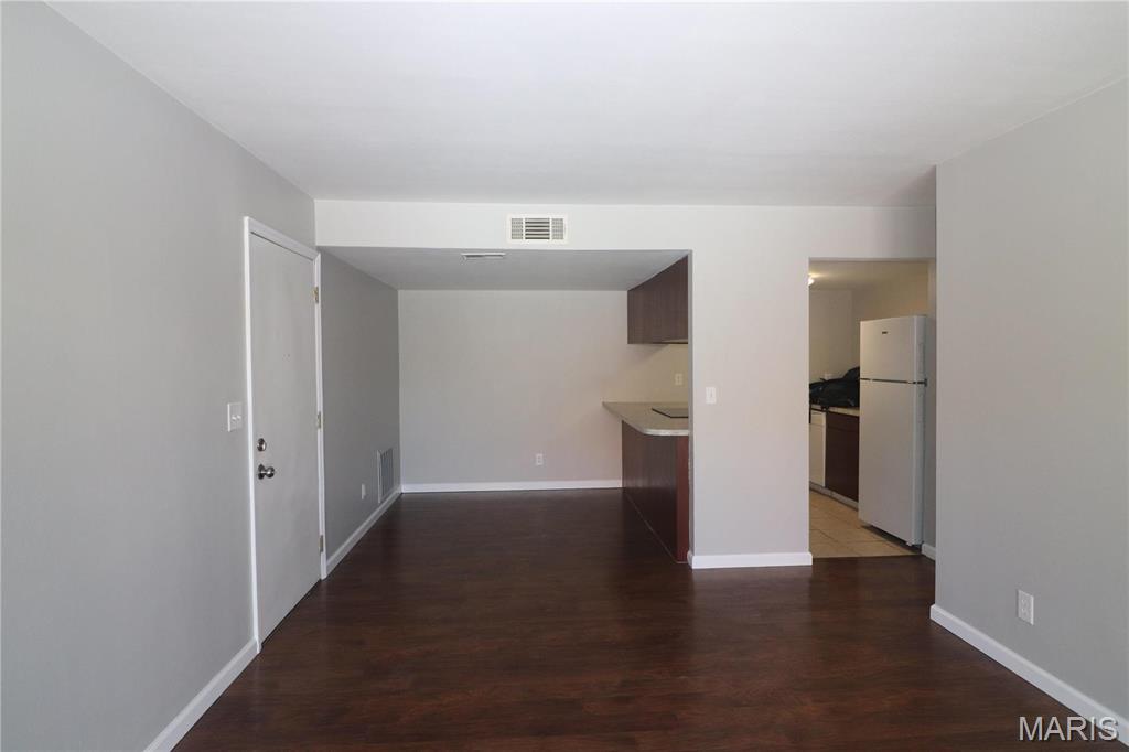 1090 Mersey Bend Drive F Property Photo 7