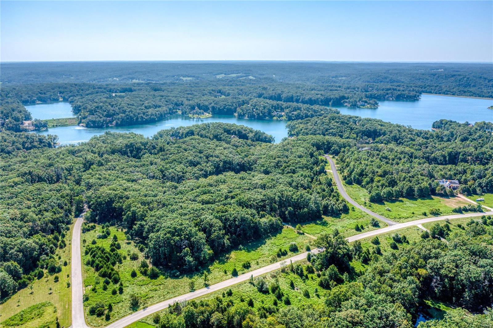 2467 Alpine Lake Drive Property Photo 2