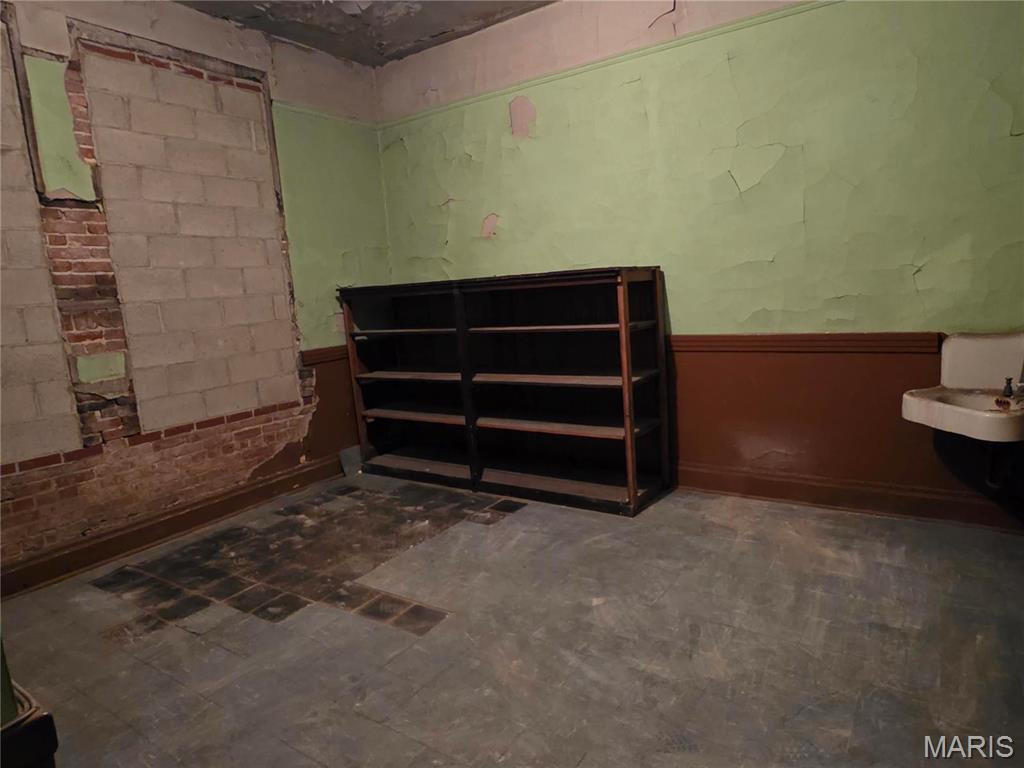 124 E Front Street Property Photo 13
