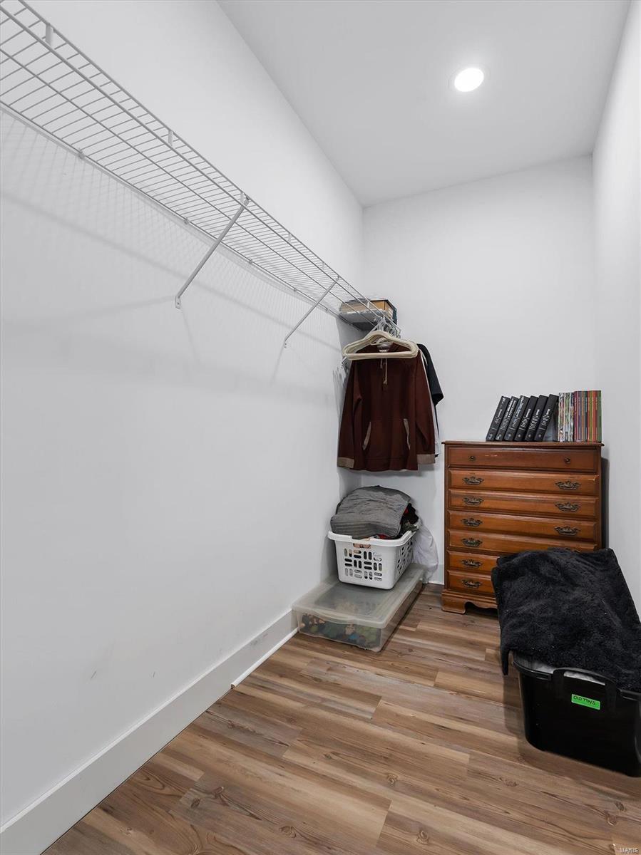 1403 W Saint Louis Street Property Photo 17