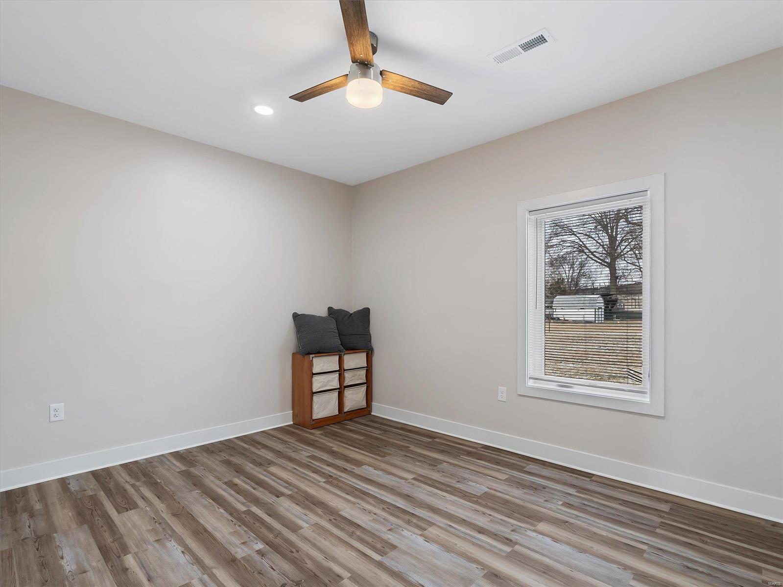 1403 W Saint Louis Street Property Photo 23