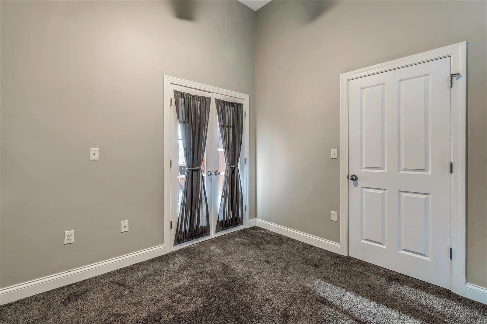 1515 Lafayette Avenue 311 Property Photo 32