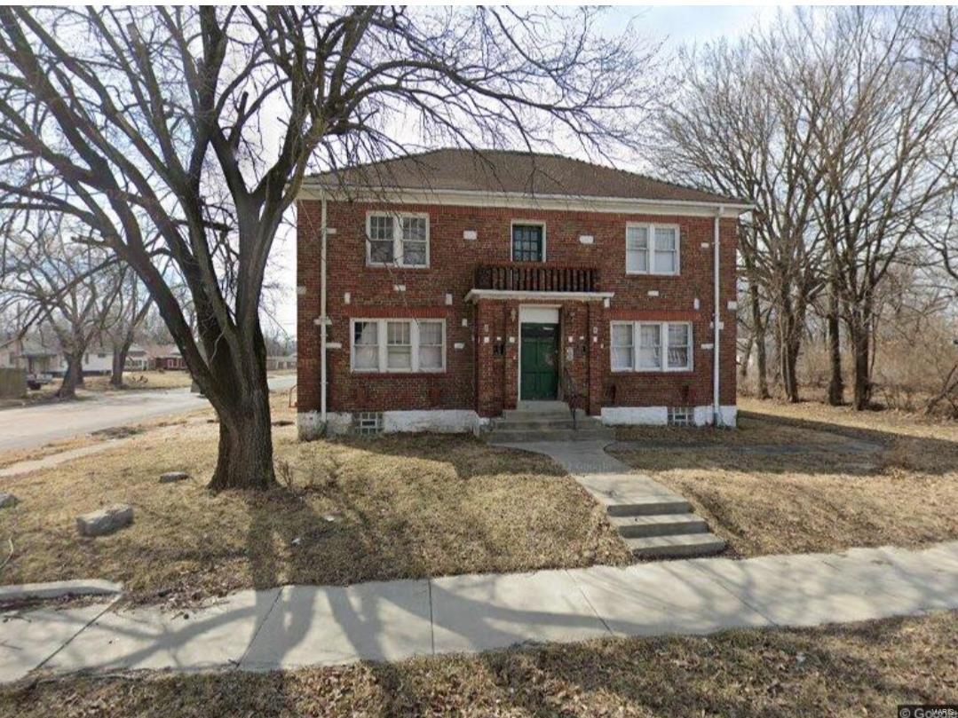 2442 Saint Louis Avenue Property Photo