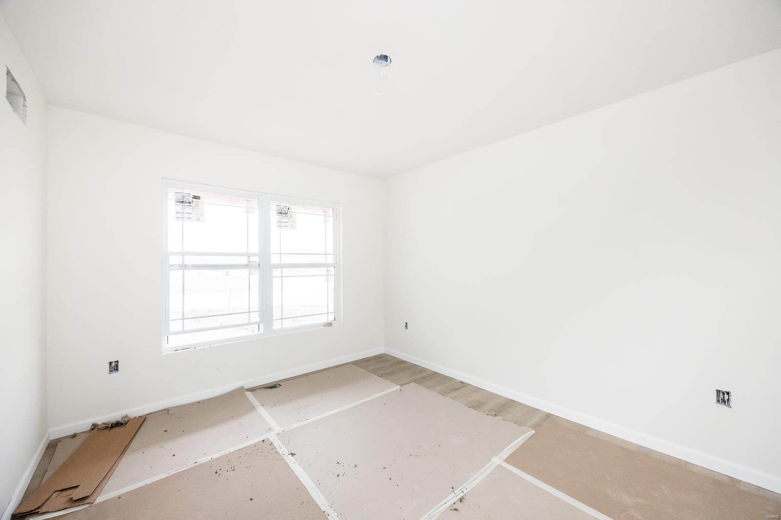 421 Chamberlain Drive Property Photo 6