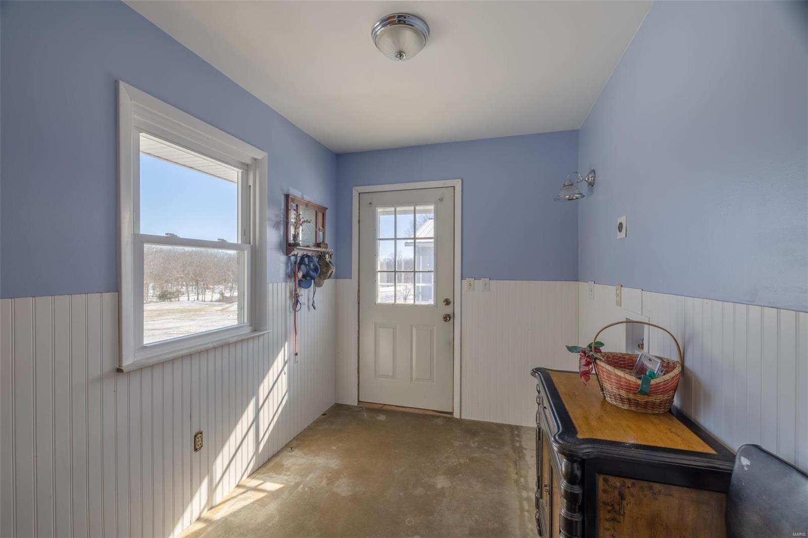 242 Gerding Road Property Photo 14