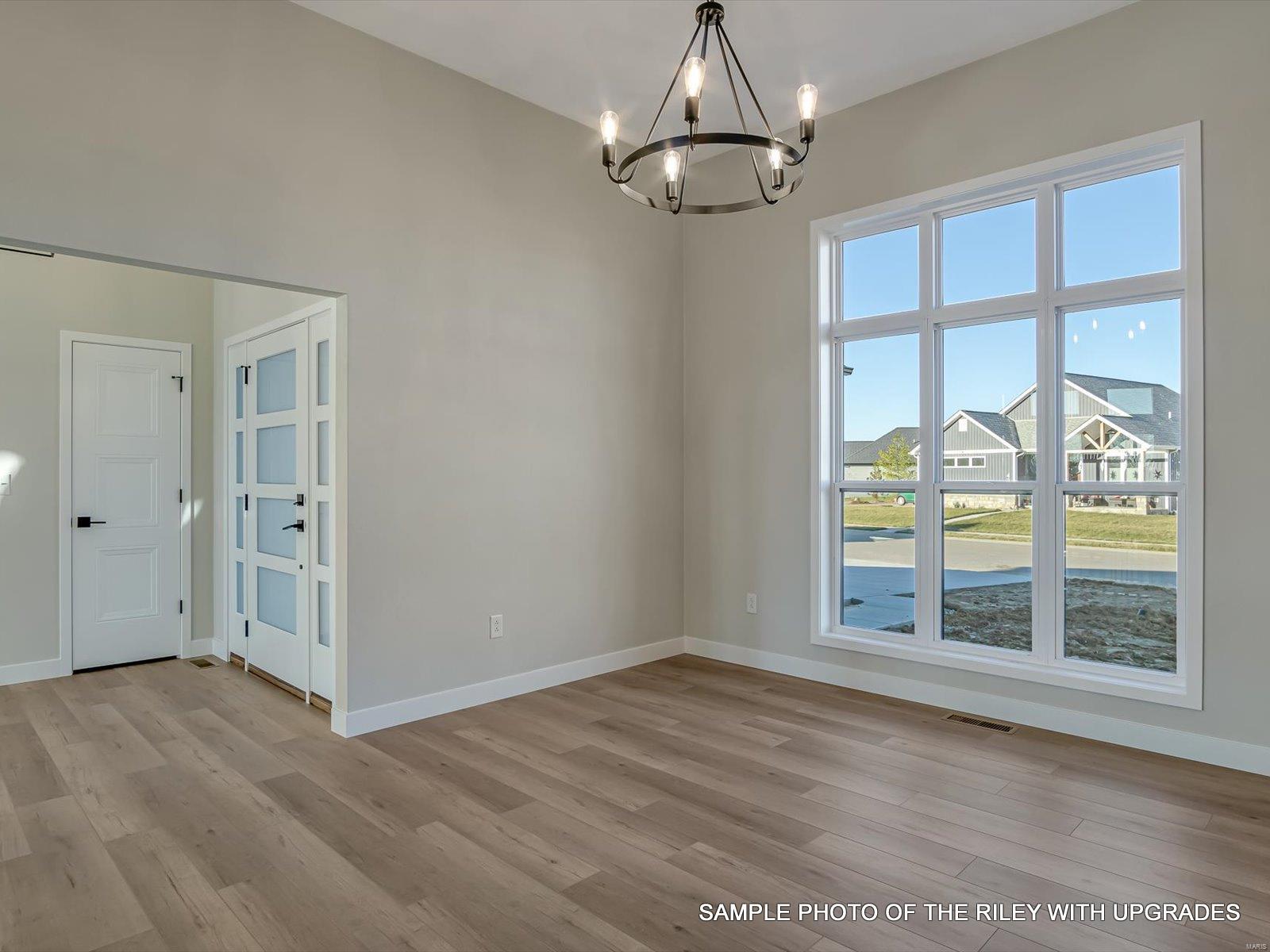 335 Jenny Court Property Photo 5