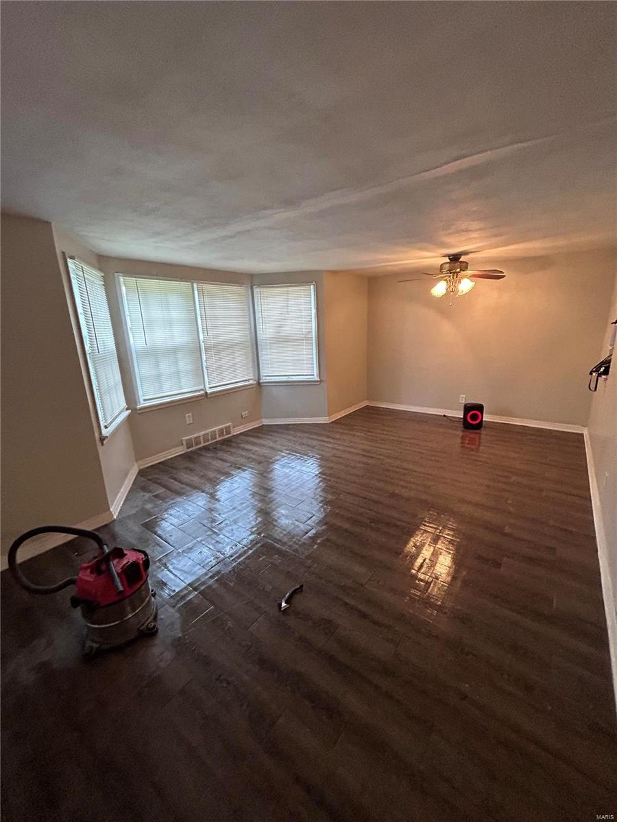 6371 Sherry Ave Property Photo 14