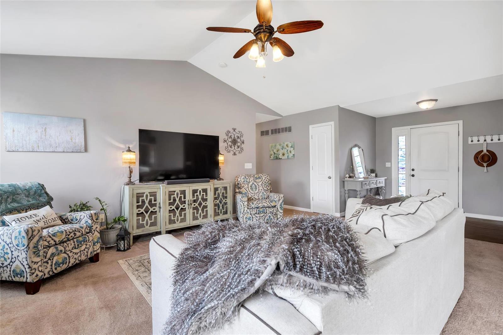24 Saint Kathleen Court Property Photo 8