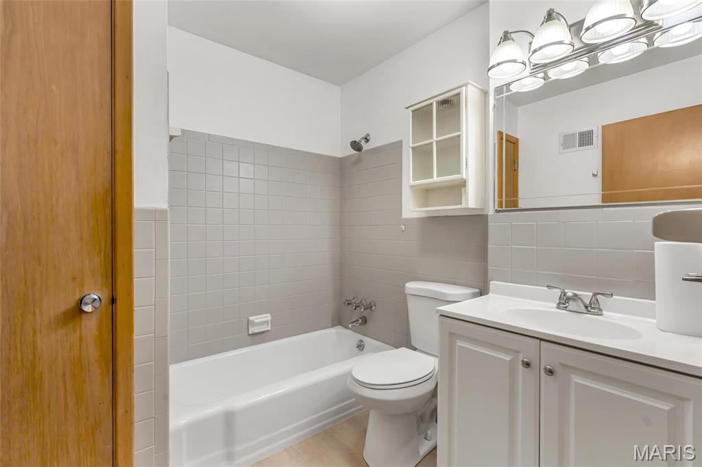 10 Hammes Drive Property Photo 16