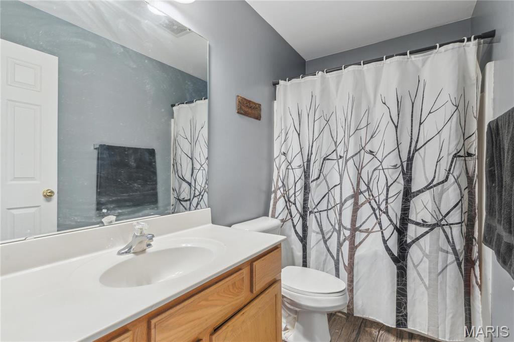 8038 Fox Hollow Property Photo 16