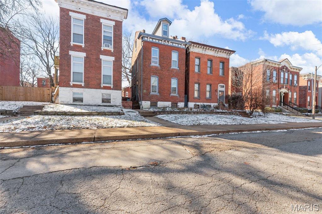 2610 Rutger Street Property Photo 3