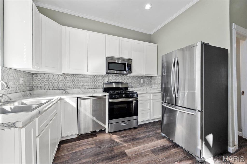 2610 Rutger Street Property Photo 14