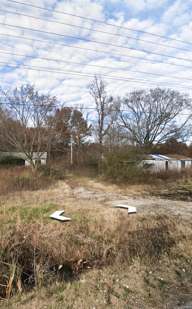 6108 Hwy B Property Photo 4