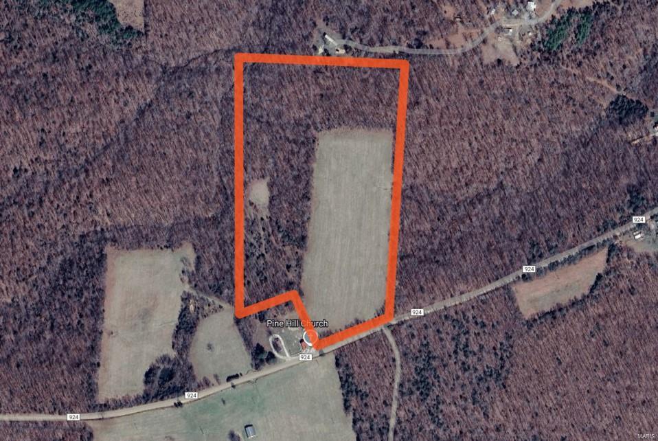 2 Bcr 924 Property Photo 3