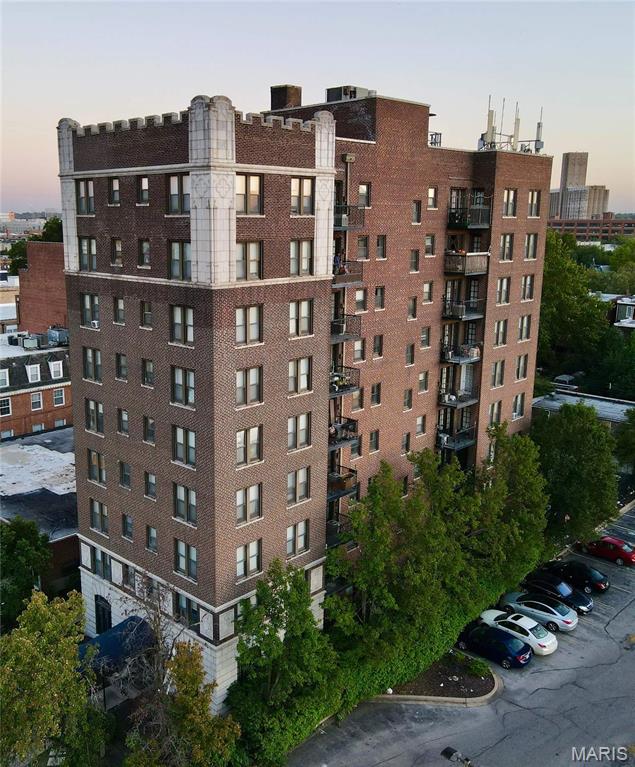 4166 Lindell Boulevard Property Photo 1