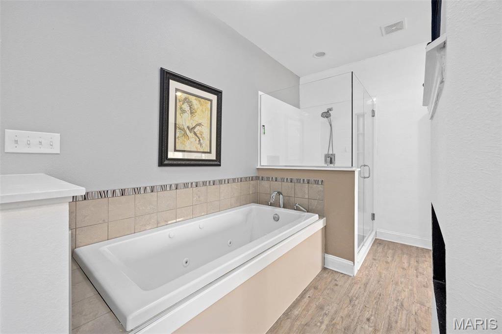 322 Pointe Loma Boulevard Property Photo 7