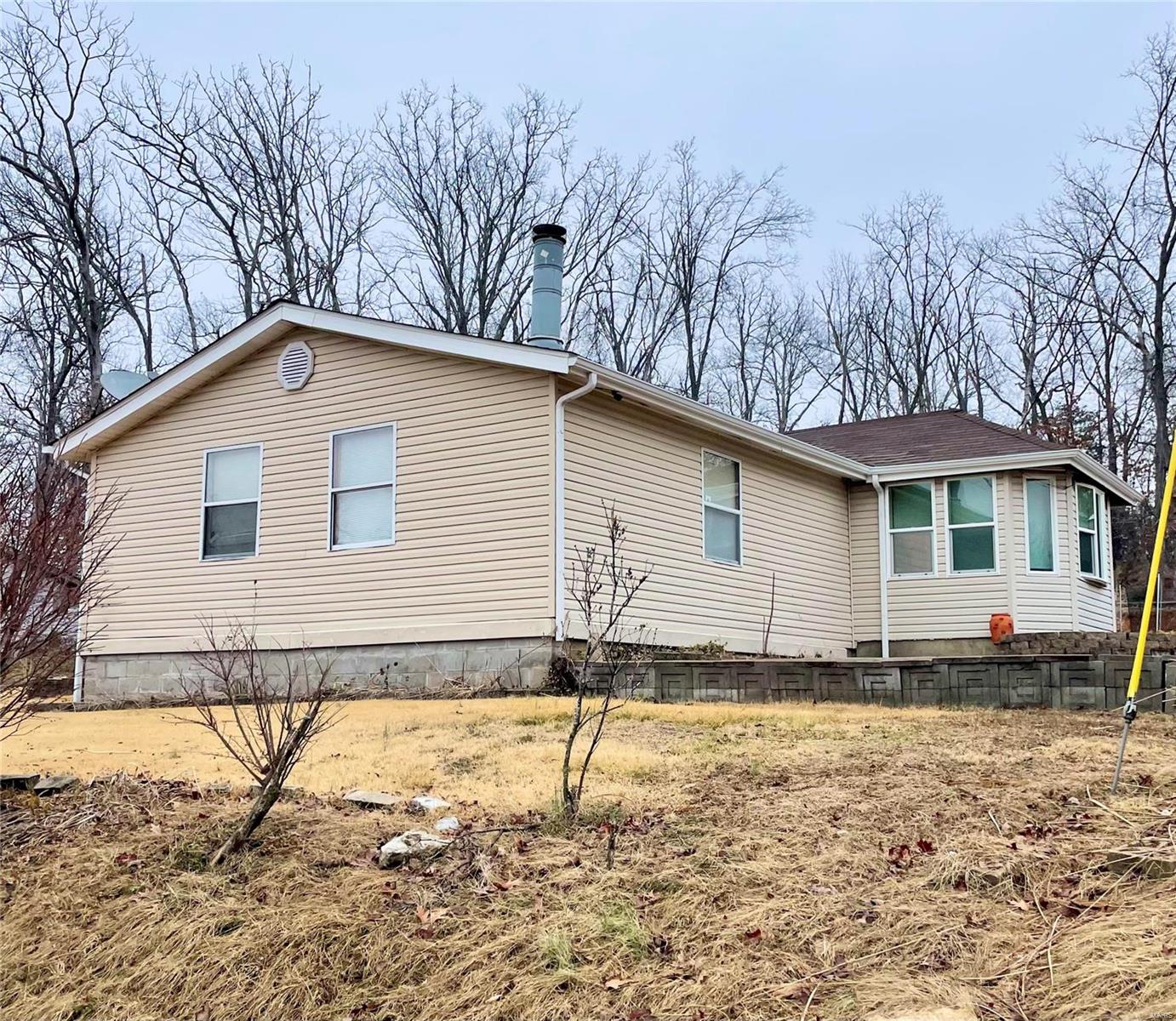 1203 E Lake Drive Property Photo