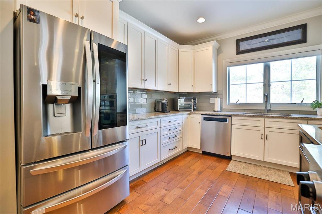 1120 Franklin Avenue Property Photo 24