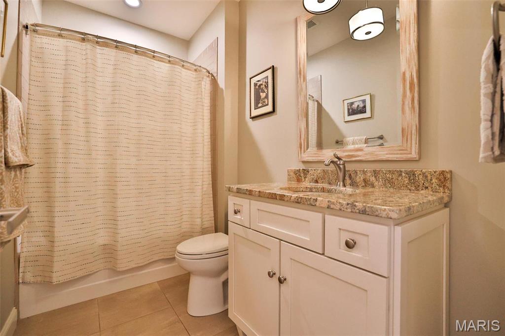 1120 Franklin Avenue Property Photo 40
