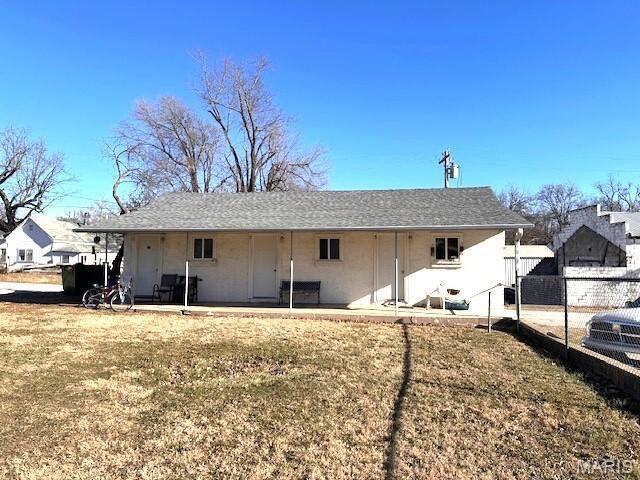 305 E Main Street Property Photo 11