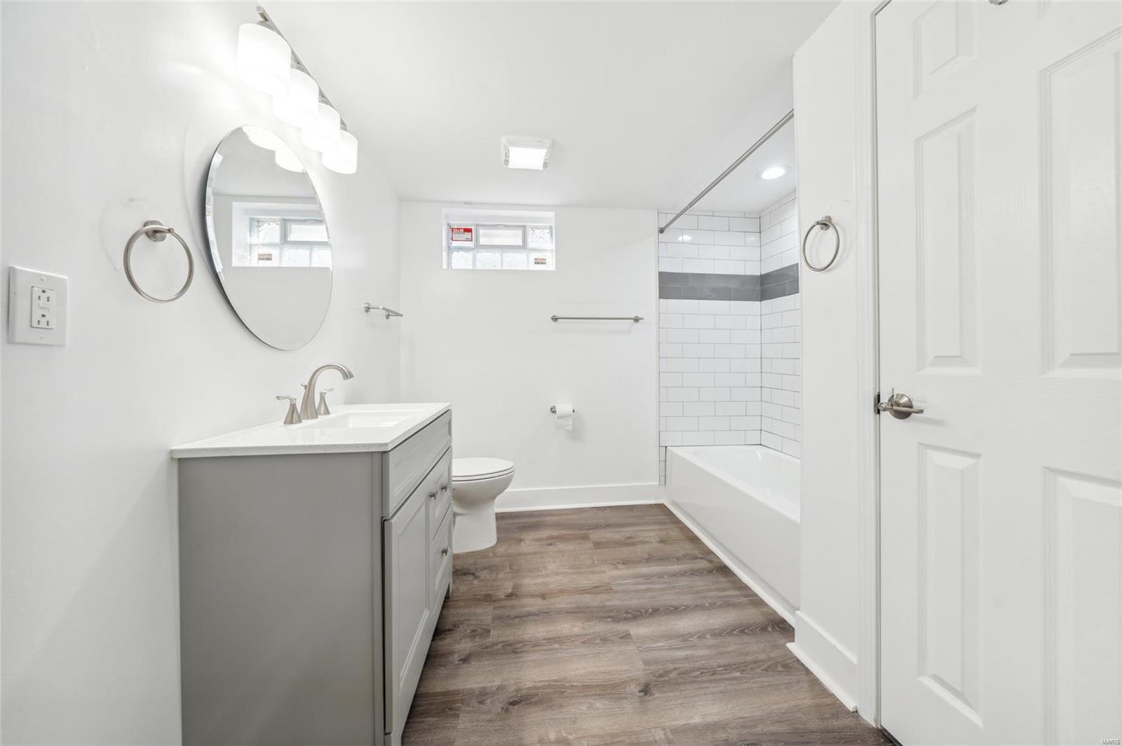 10112 Castle Drive Property Photo 17