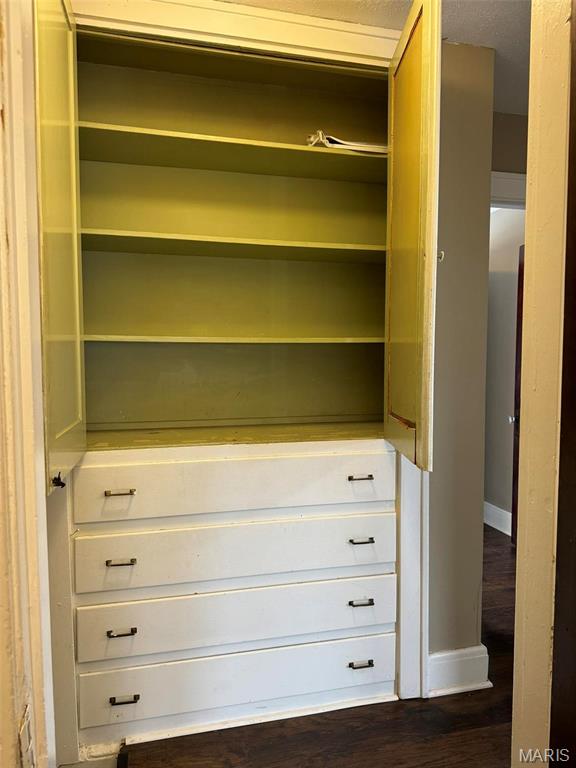 7119 Lexington Avenue Property Photo 16