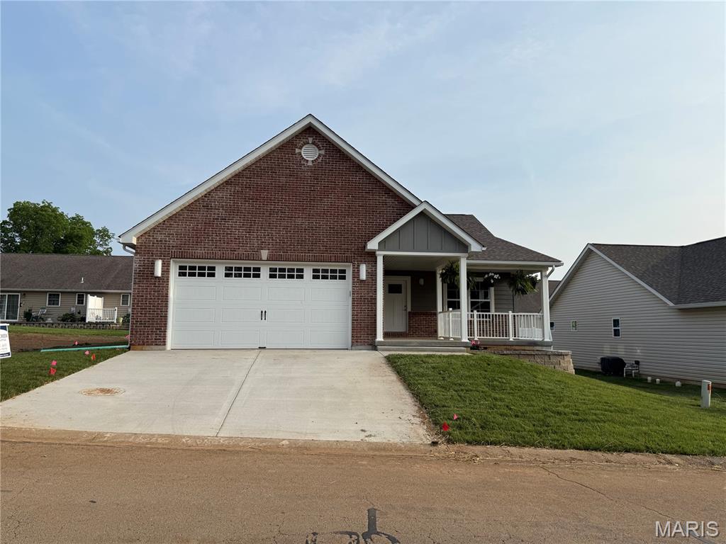 40 Butterfield Property Photo 1