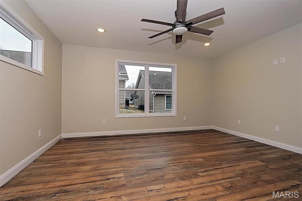 40 Butterfield Property Photo 29