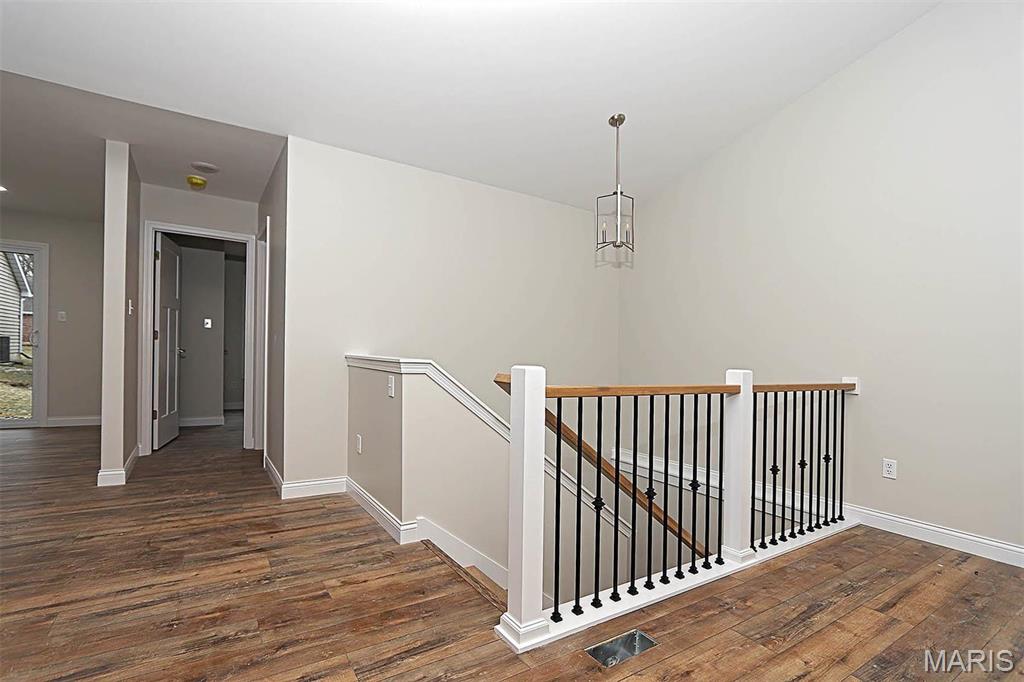 40 Butterfield Property Photo 36